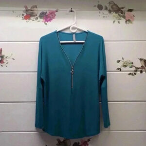 Women’s blouse last tango size small